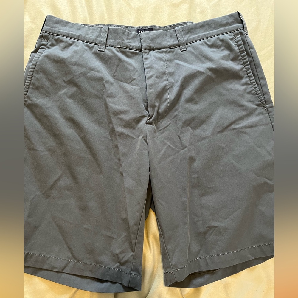 J. Crew Men's Slate Gray Flat Front Shorts
